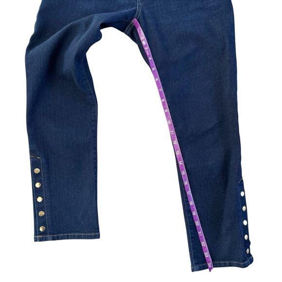 Ann Taylor Petite Jeans Women's size 2P 2 petite Blue Gold Snap Straight Preppy - Picture 8 of 11
